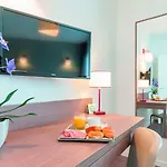 Appart'city Classic Centre - Pays De Geneve Апарт-отель Аннемас