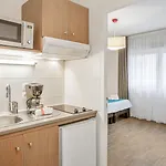 Appart'city Classic Centre - Pays De Geneve Апарт-отель 3*