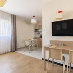 Апарт-отель Appart'city Classic Centre - Pays De Geneve Аннемас