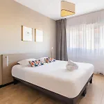 Апарт-отель Appart'city Classic Centre - Pays De Geneve