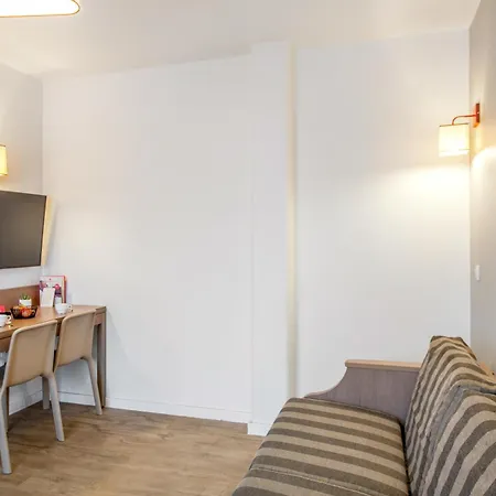 Appart'city Classic Centre - Pays De Geneve 3*