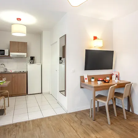 Appart'city Classic Centre - Pays De Geneve Aparthotel Annemasse