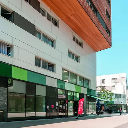Appart'city Classic Centre - Pays De Geneve Lejlighedshotel 3*