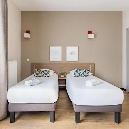 Appart'city Classic Centre - Pays De Geneve 3*