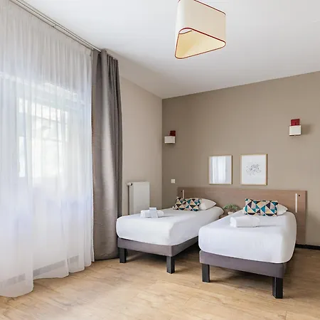 Апарт-отель Appart'city Classic Centre - Pays De Geneve