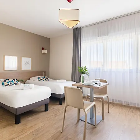 Appart'city Classic Centre - Pays De Geneve 3* Annemasse
