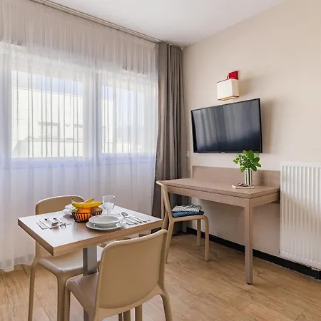 Appart'city Classic Centre - Pays De Geneve Lejlighedshotel