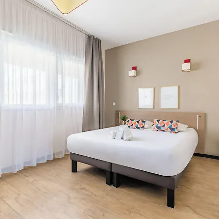 Aparthotel Appart'city Classic Centre - Pays De Geneve