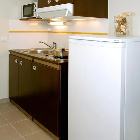 Appart'city Classic Centre - Pays De Geneve Aparthotel
